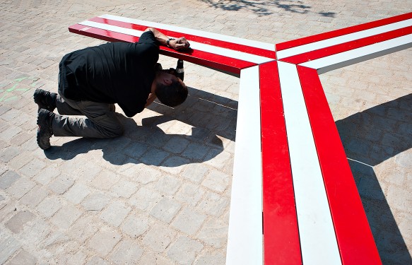 Bjorn Gielen & Guillaume Becker
Bancs publics Ypsilon.Une réalisation des ateliers Fabrik de Recyclart pour la commune d’Anderlecht-Bruxelles


