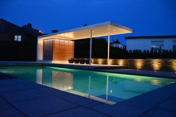 POOL HOUSE