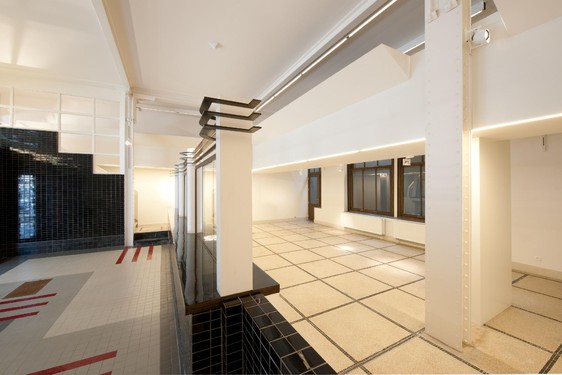 general view from the ground floor