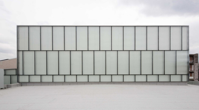 Theater, L'Emulation